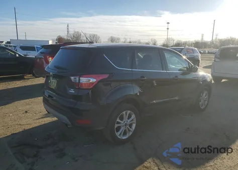 2017 Ford Escape Se z USA, uszkodzony, nr VIN 1FMCU0GD2HUE92816